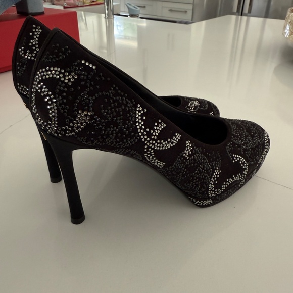 Chanel Logo Rhinestone Embellished Pumps Evening Heels Shoes 40.5 - Picture 5 of 9